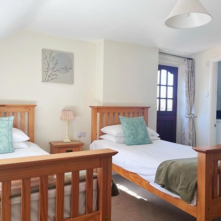 The Crown Hotel Corwen Extérieur photo