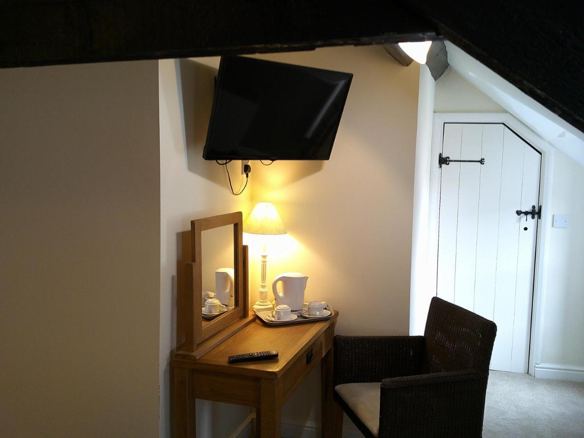 The Crown Hotel Corwen Extérieur photo