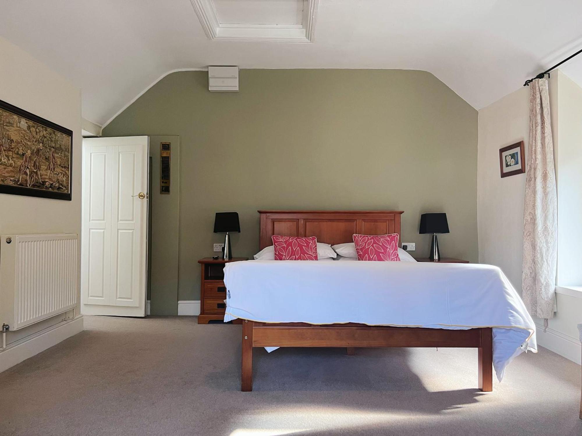 The Crown Hotel Corwen Extérieur photo